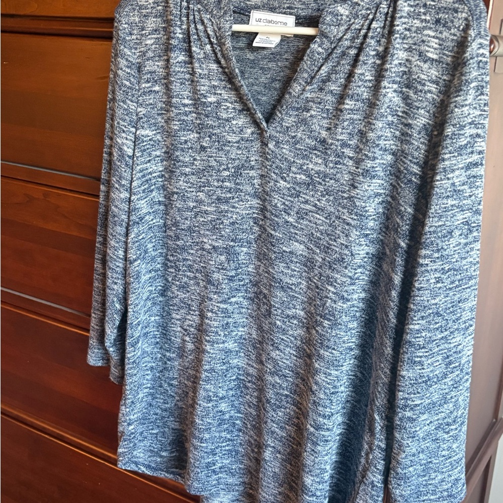 Liz Claiborne Heathered Navy Top